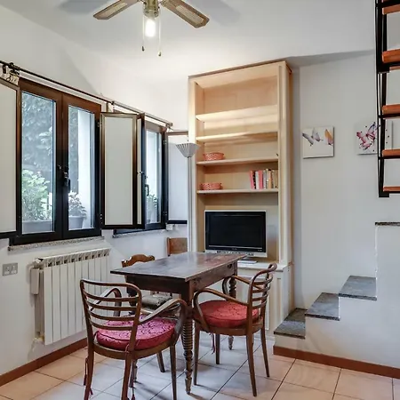 Guesthero - Confortevole Loft Zona Crescenzago شقة ميلان
